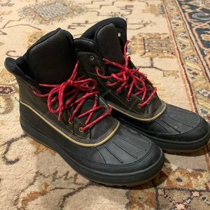 Nike ACG boots